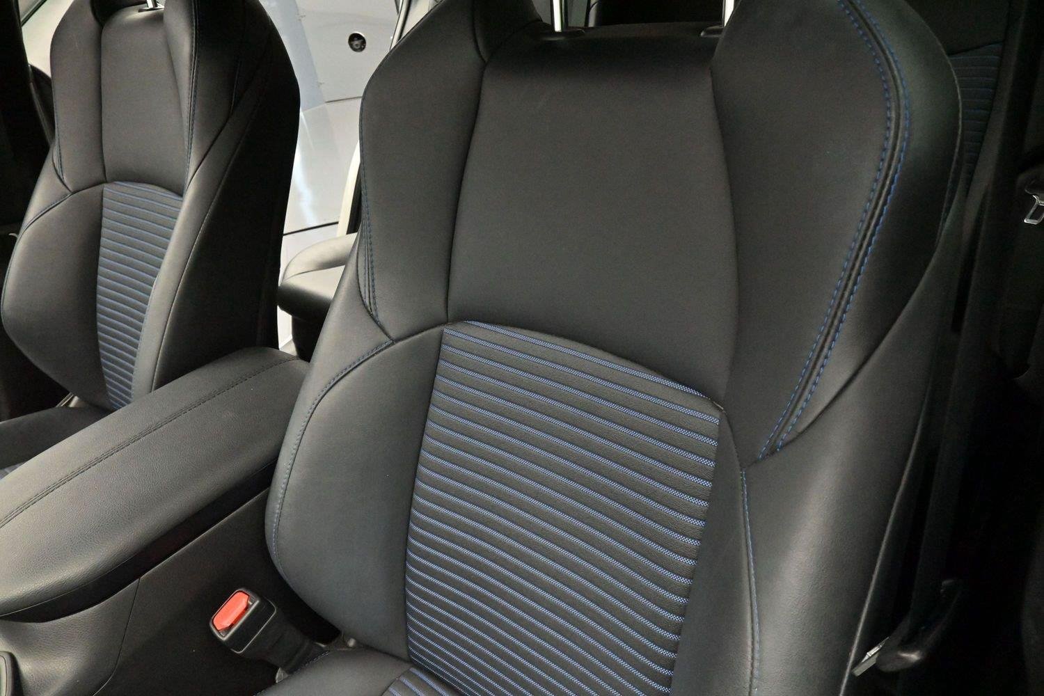Used 2022  Toyota Hybrid XSE image 15