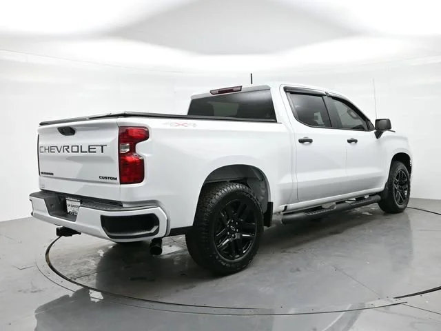 Used 2025 Summit White Chevrolet Custom image 7