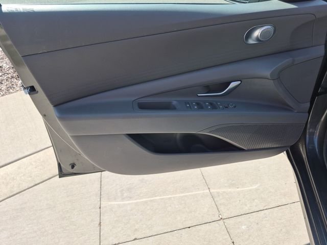 Used 2024 Gray Hyundai SEL image 12