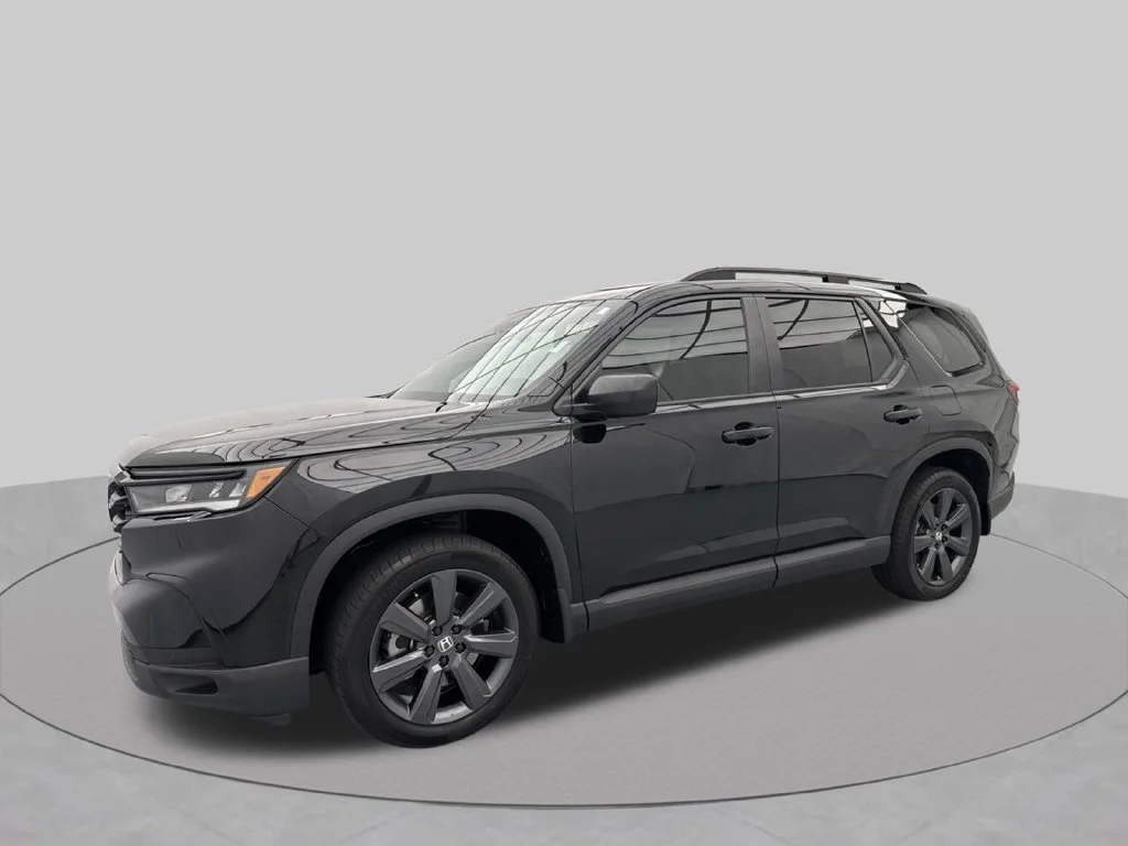2025 Honda Pilot SPORT SUV Slide 2