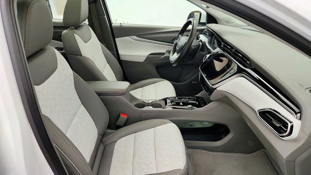 Used 2022 Summit White Chevrolet FWD Premier w/ Sun & Sound & Super Cruise Packages image 24