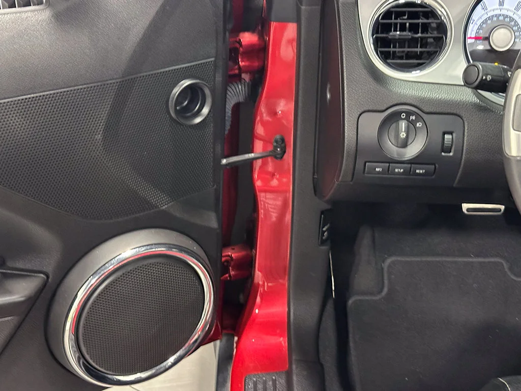 Used 2010 Red Ford V6 image 67