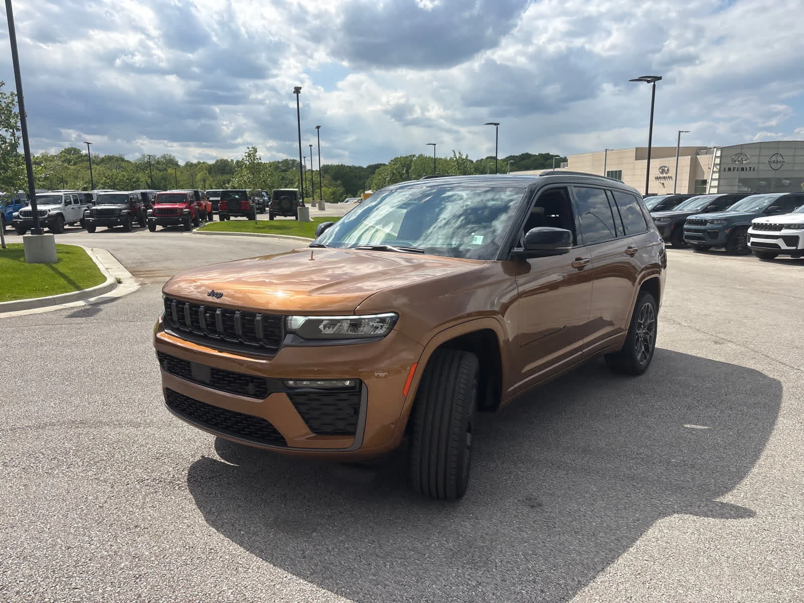 New 2026 Copper Shino Metallic Clear-Coat Exterior Paint Jeep Summit image 4