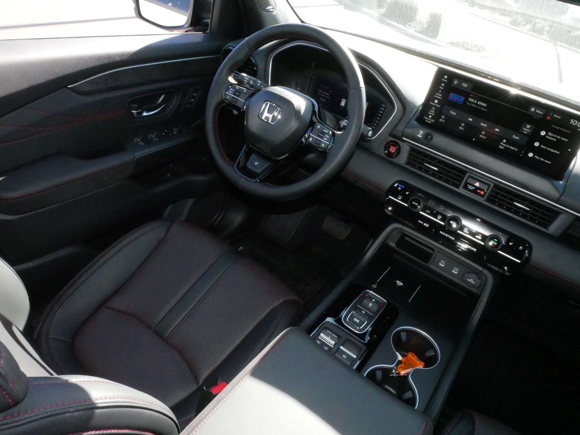2026 Honda Pilot Black Edition - Photo 9