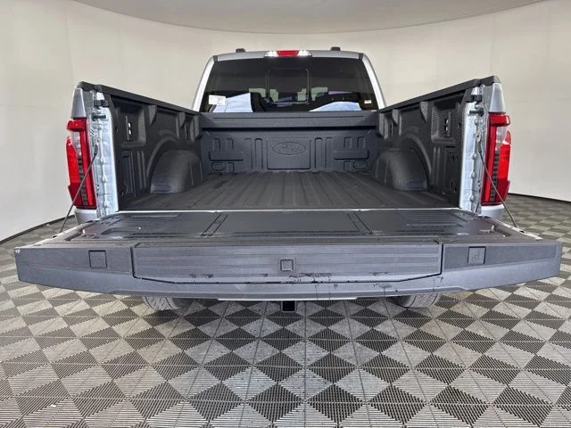 New 2026 Iconic Silver Metallic Ford XLT image 21
