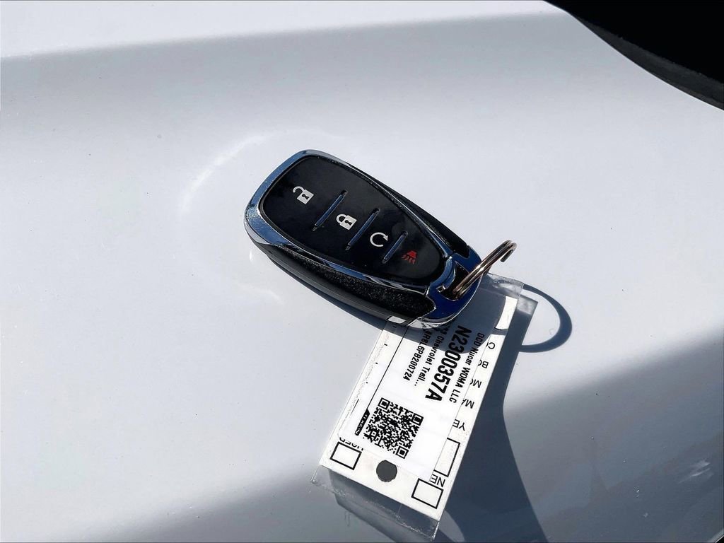 Used 2023 Summit White Chevrolet LT image 29