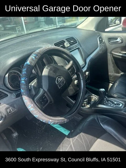 Used 2018 White Dodge Crossroad image 16