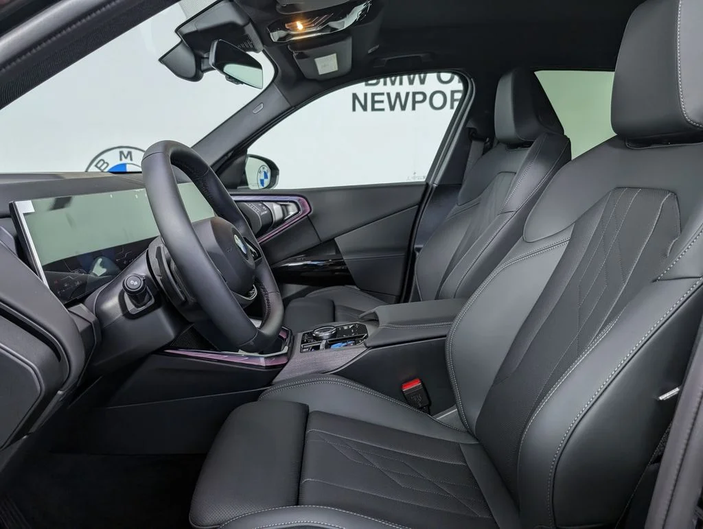 New 2026 Black Sapphire Metallic BMW 30 xDrive image 2