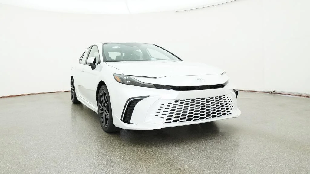 New 2026 Wind Chill Pearl Toyota XSE image 7