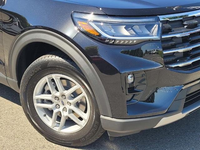 New 2026 Agate Black Metallic Ford Active image 5