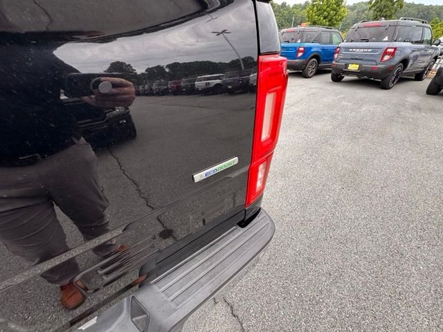 Used 2019 Black Ford Lariat image 13