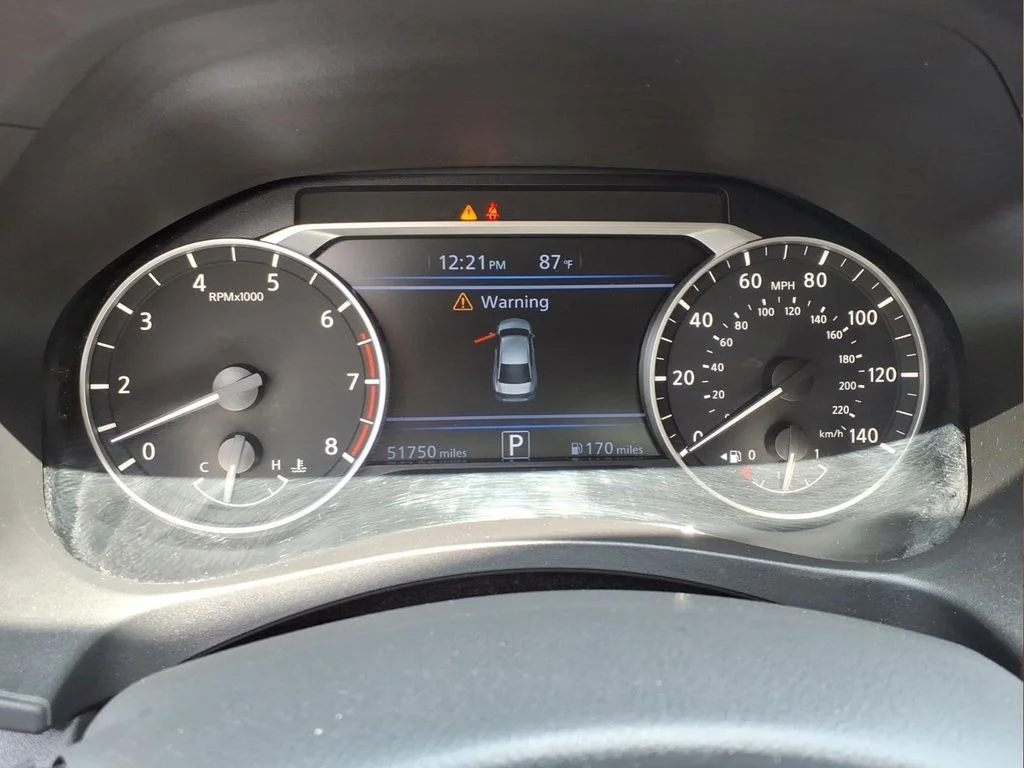 Used 2025 Black Nissan 2.5 SV image 14