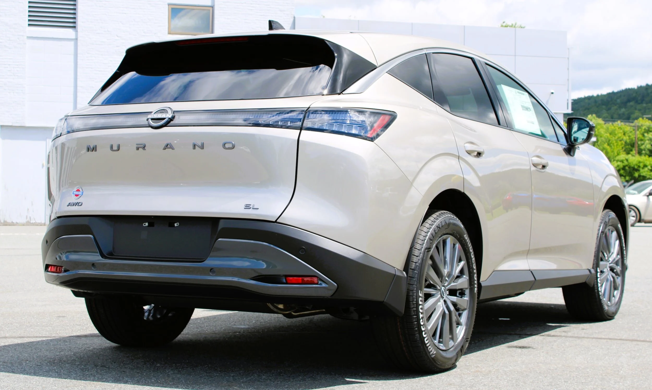 New 2026 Champagne Silver Metallic Nissan SL image 9