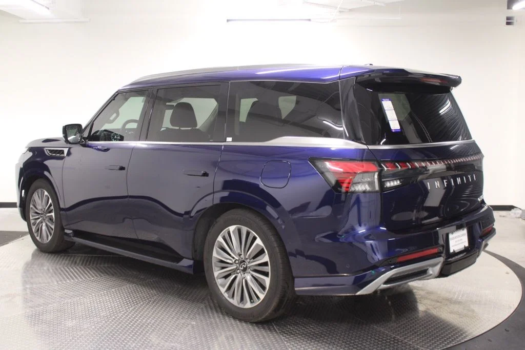 New 2025 GRAND BLUE INFINITI LUXE image 3
