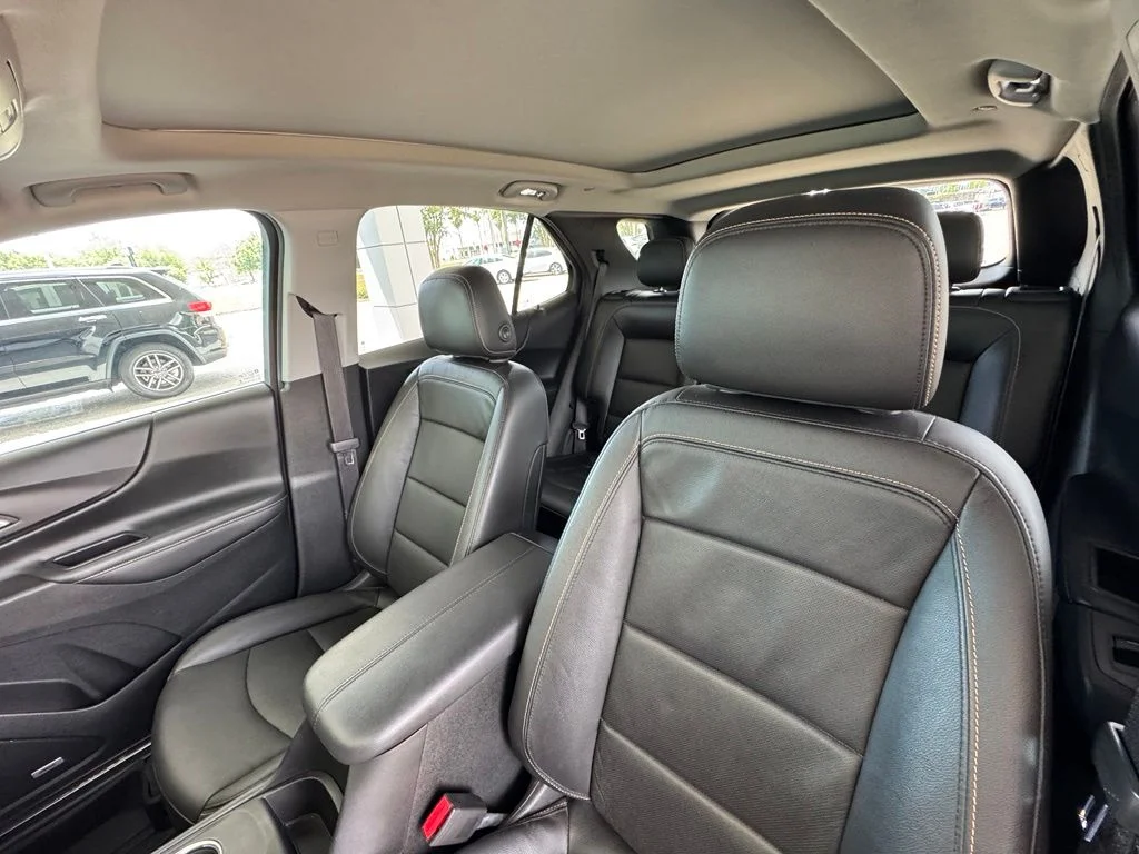 Used 2020 Silver Chevrolet Premier image 14