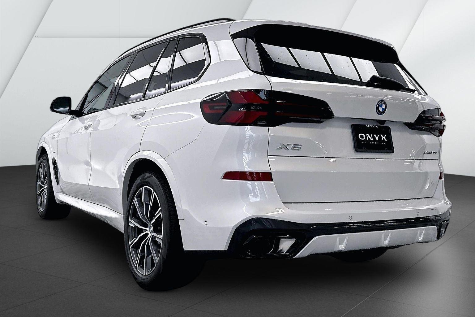 New 2026 Mineral White Metallic BMW xDrive50e image 7