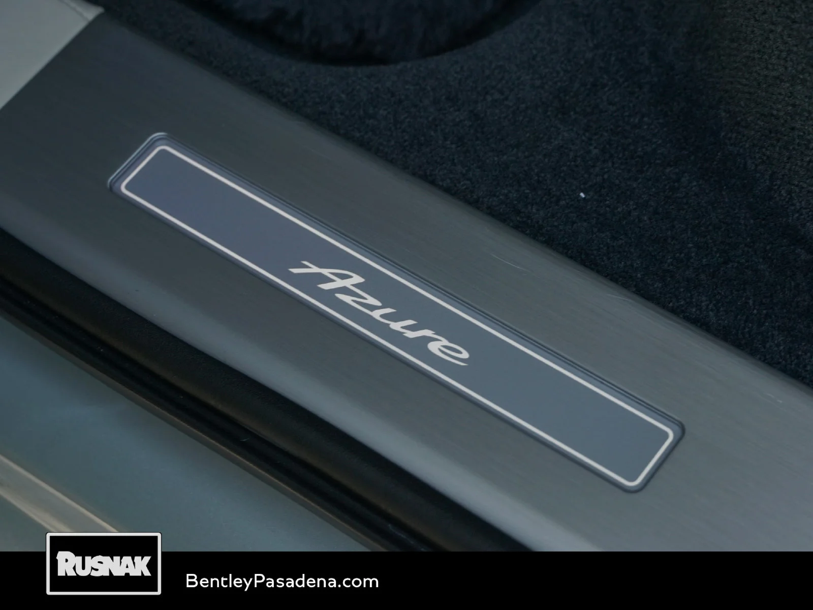 Certified Used 2023 Breeze by Mulliner Bentley Azure image 21