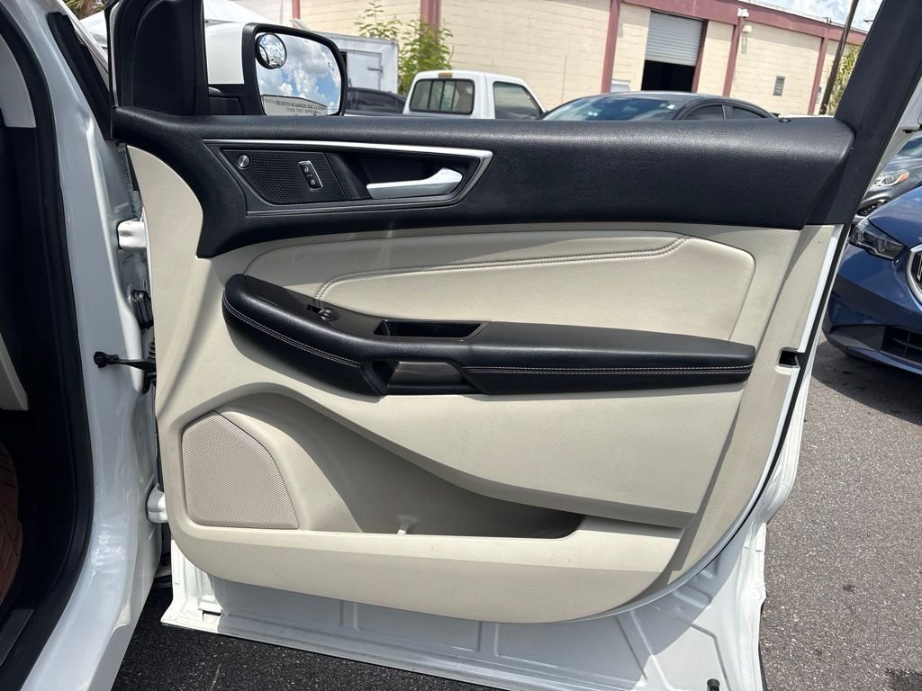 2020 Ford Edge Titanium - Photo 18