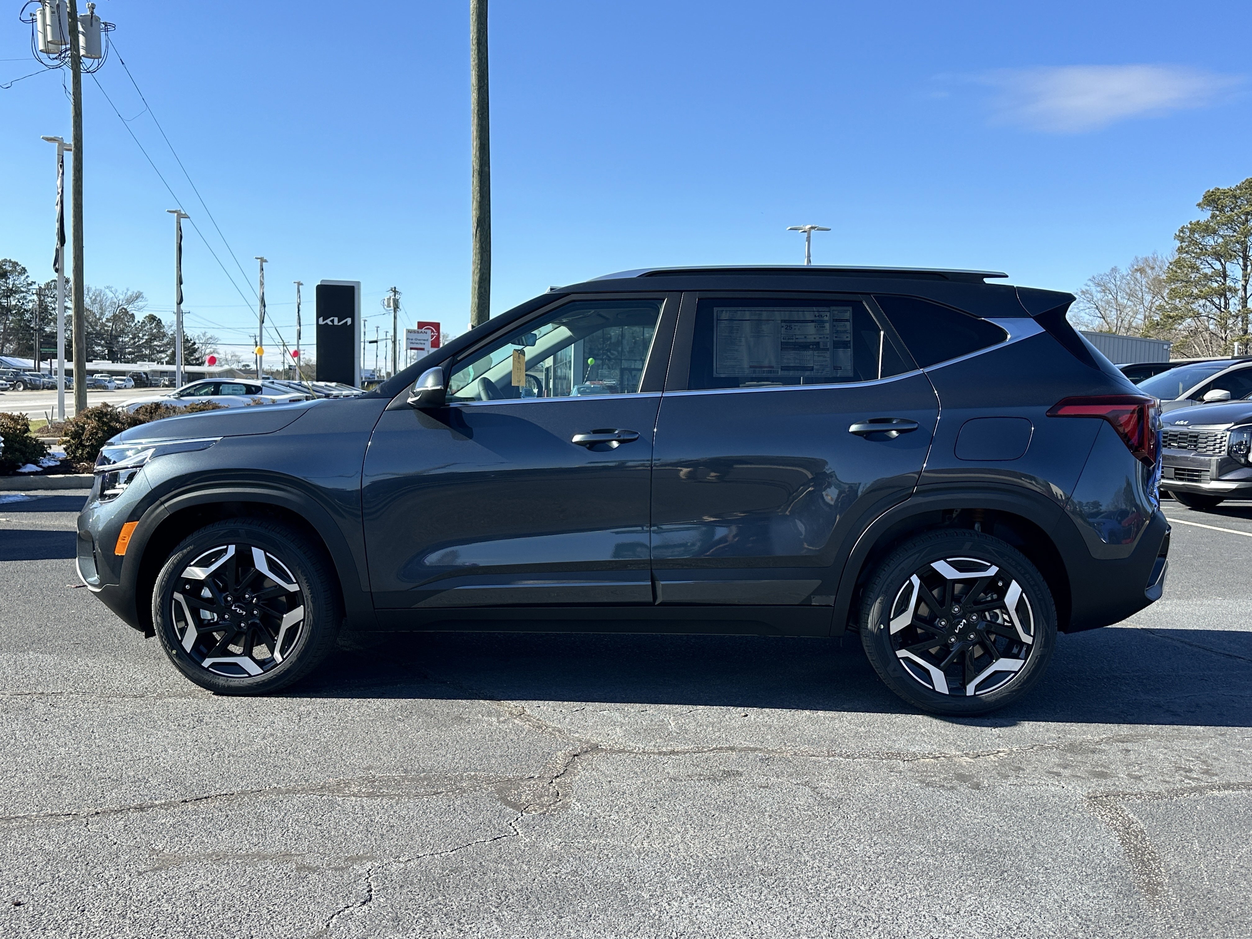 New 2026 Gravity Gray Kia SX image 5