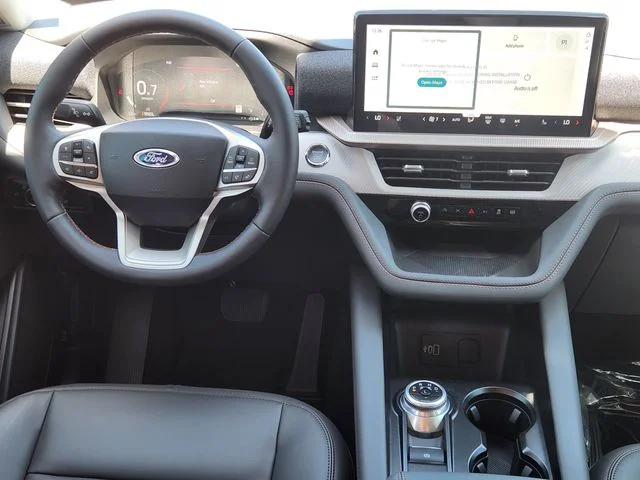 New 2026 Agate Black Metallic Ford Active image 27