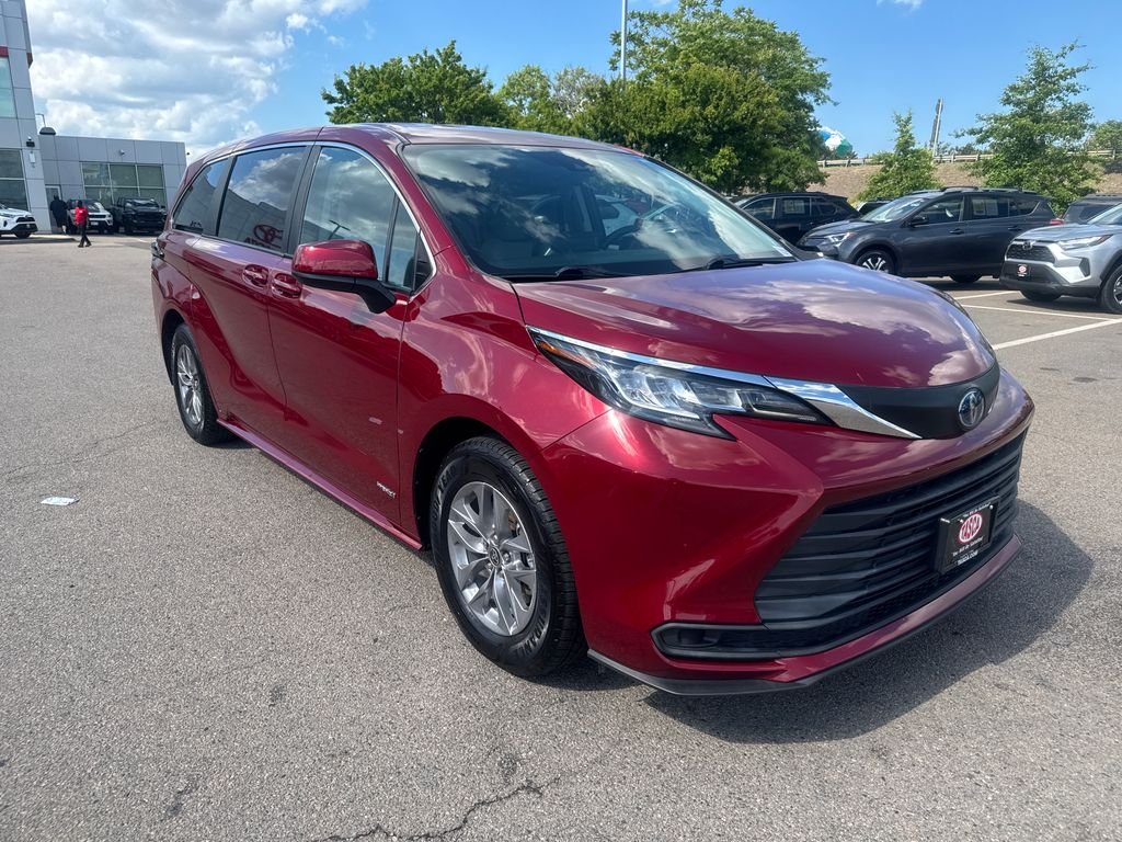 Used 2021 Red Toyota LE image 9
