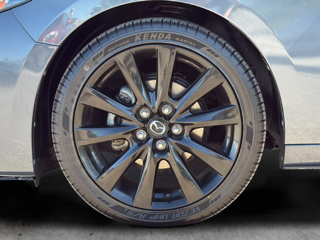 Used 2022 Gray Mazda Carbon Edition image 34