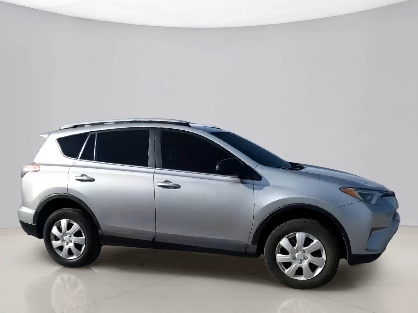 Used 2016 Gray Toyota LE image 7