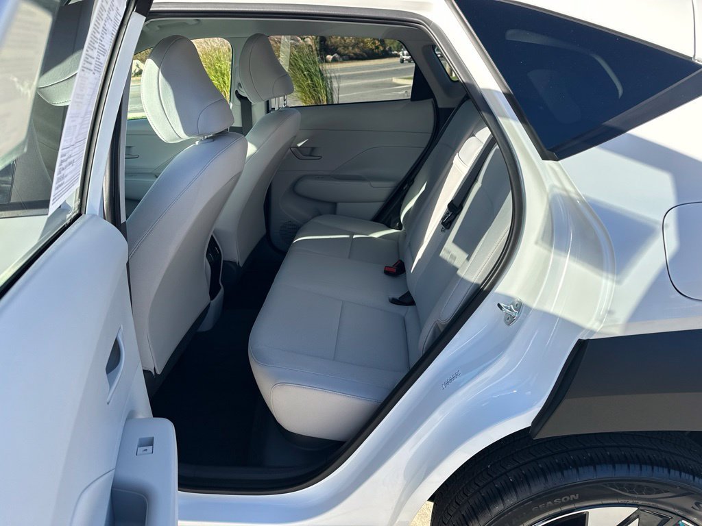 2024 Hyundai Kona SEL - Photo 19