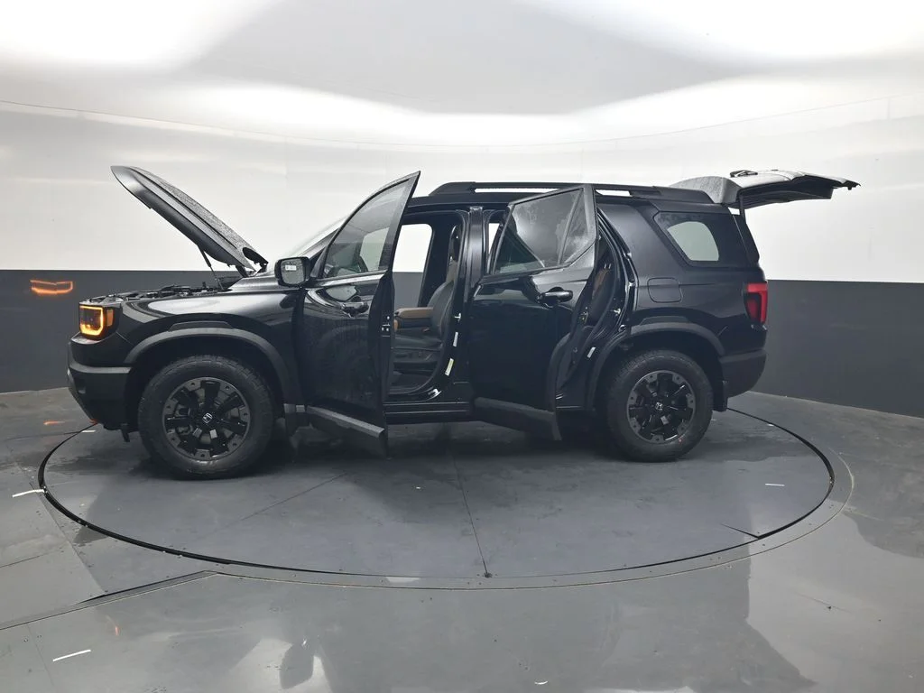 New 2026 Crystal Black Pearl Honda TrailSport Elite image 41