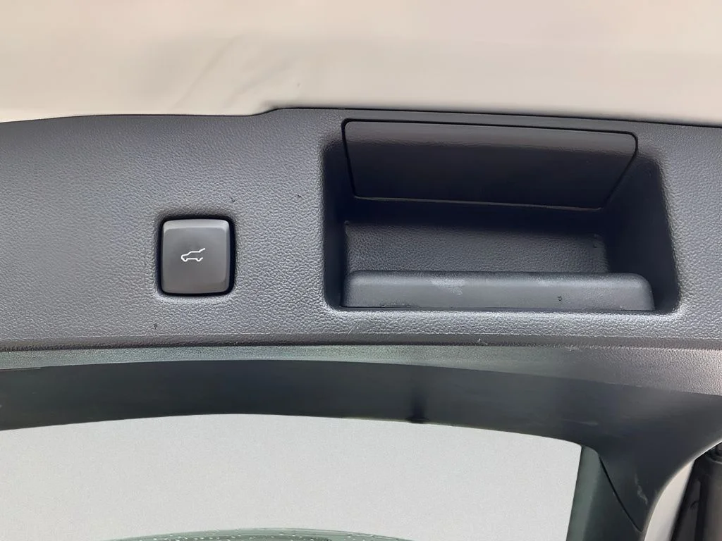 Used 2024 Silver Ford Active image 23