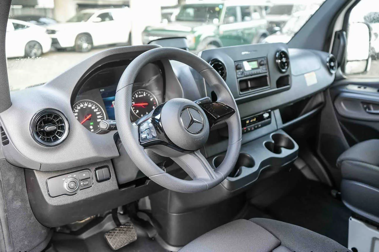 New 2026 Arctic White Mercedes-Benz Cargo 170WB High Roof RWD 2.0L I4 Diesel Turbo SO image 38