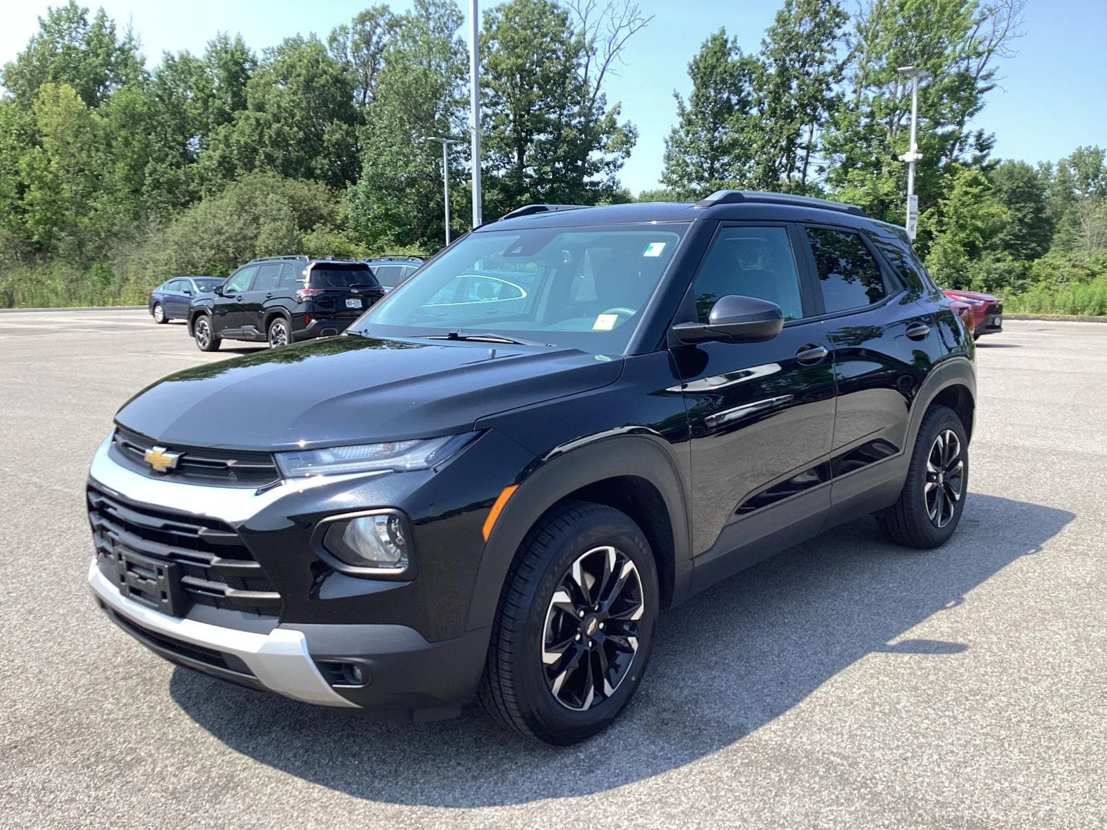 Used 2022 Mosaic Black Metallic Chevrolet LT image 3