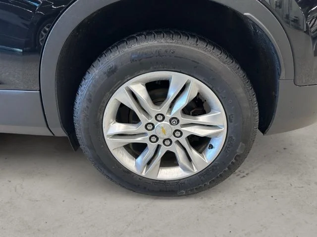 Used 2020 Black Chevrolet LT image 9