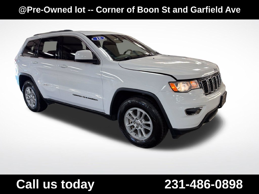 Used 2018 White Jeep Laredo E image 7