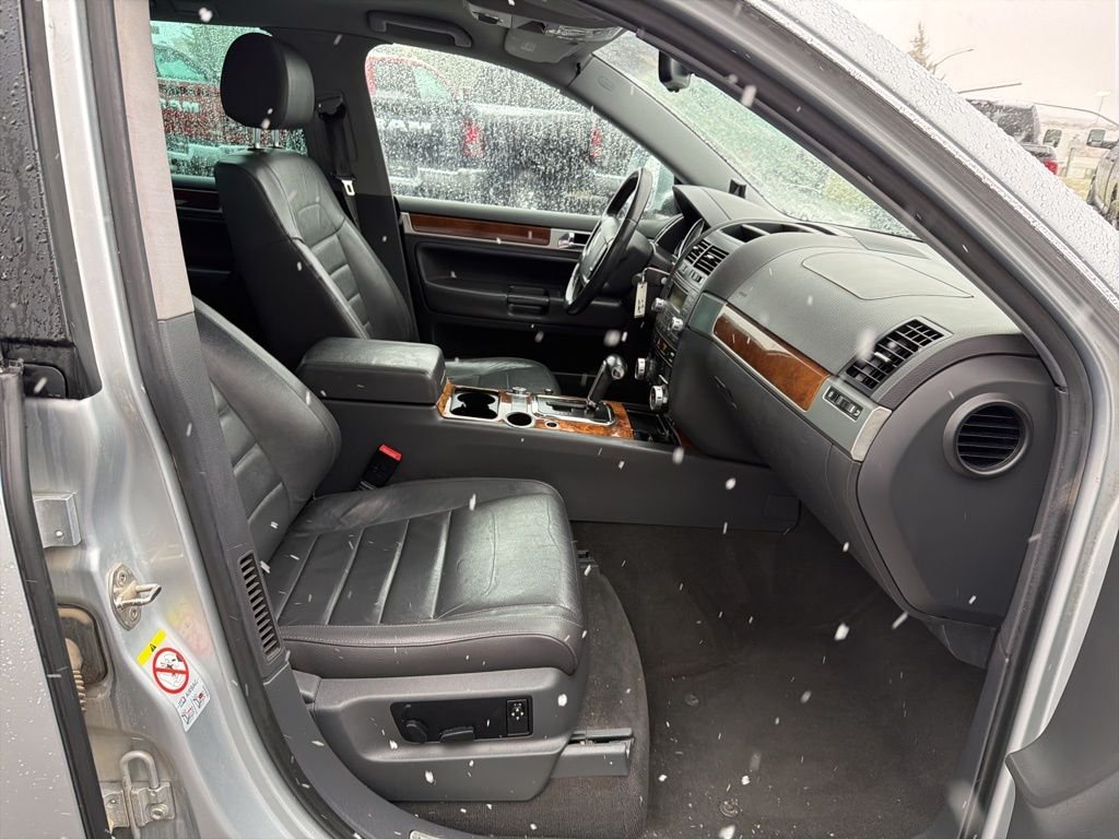 Used 2008  Volkswagen VR6 FSI image 36
