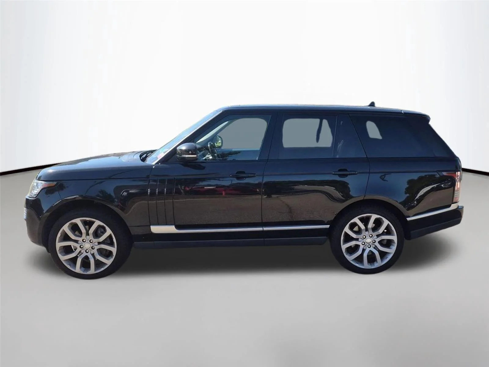 Used 2016 Santorini Black Land Rover HSE image 2