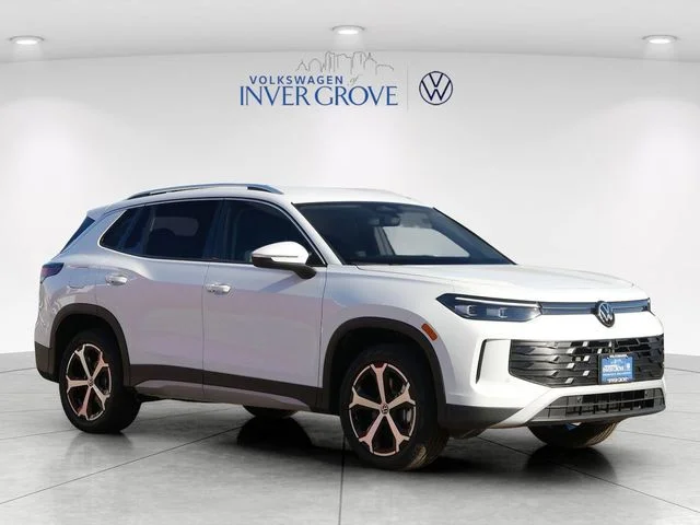 New 2026 White/off-white Volkswagen 2.0T SE image 1
