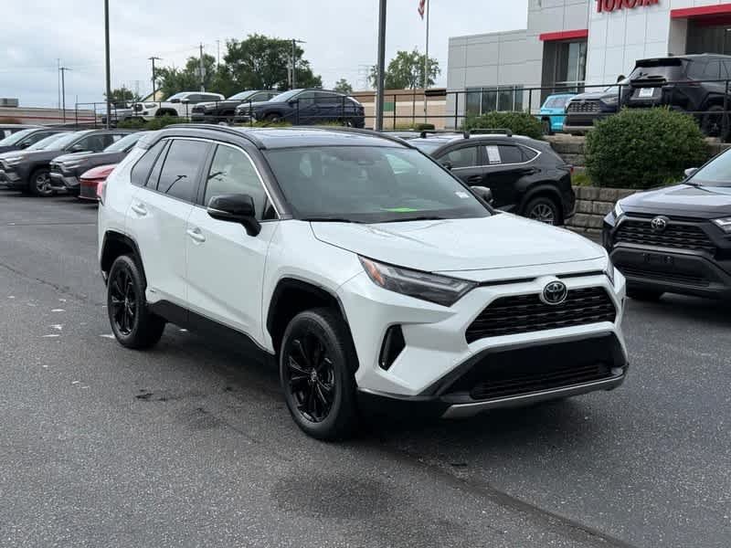 2025 Toyota RAV4 Hybrid XSE