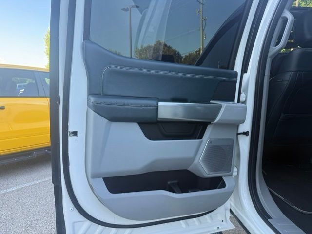 Used 2023  Ford Limited image 25