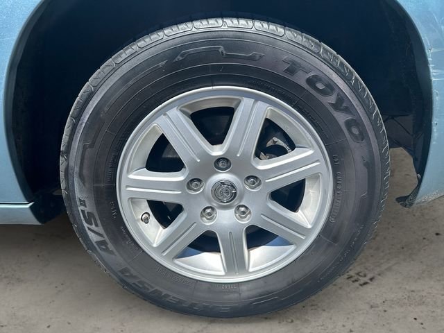 Used 2010 Blue Chrysler Touring image 9