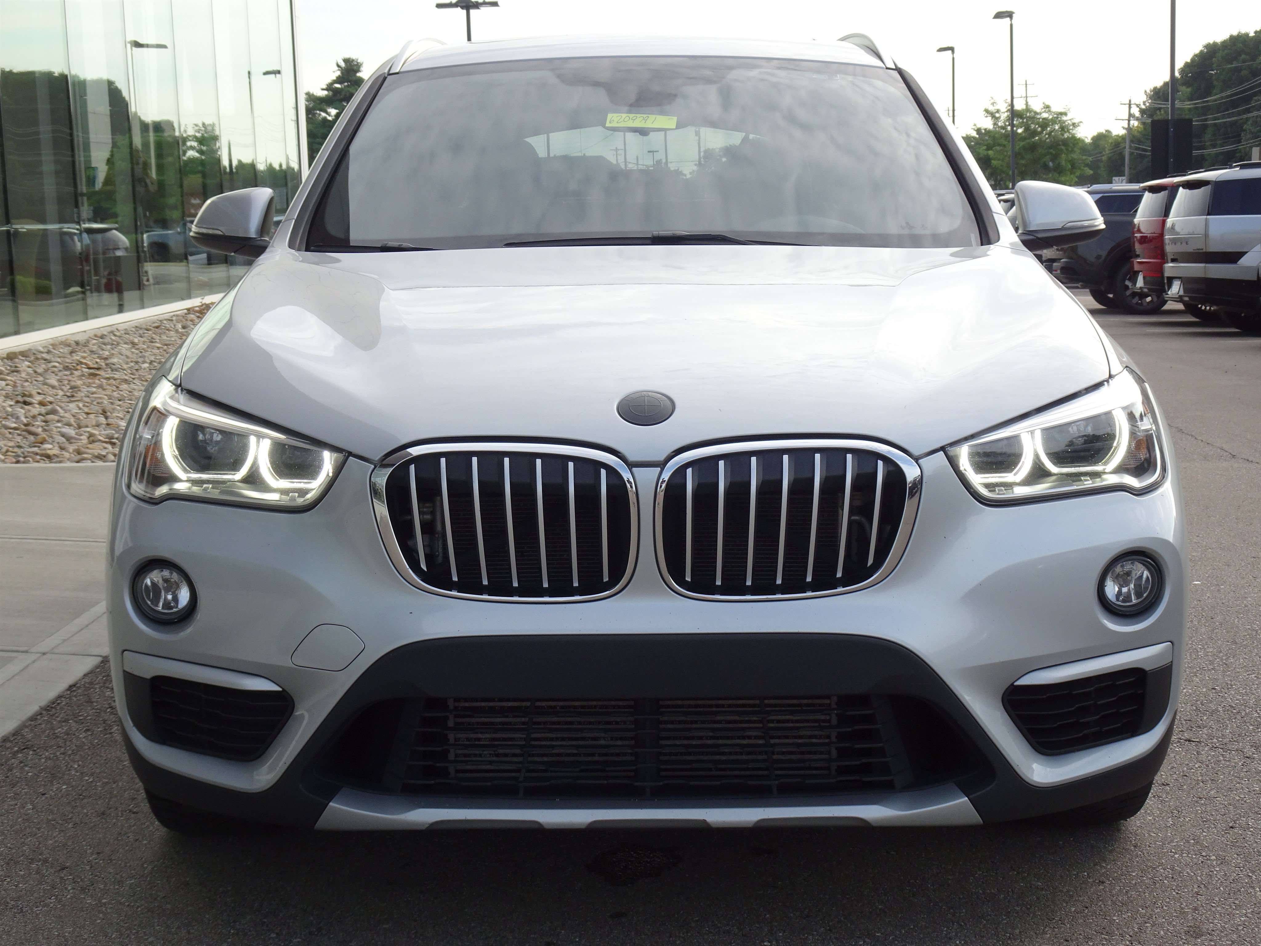 Used 2018 Glacier Silver Metallic BMW xDrive28i image 7