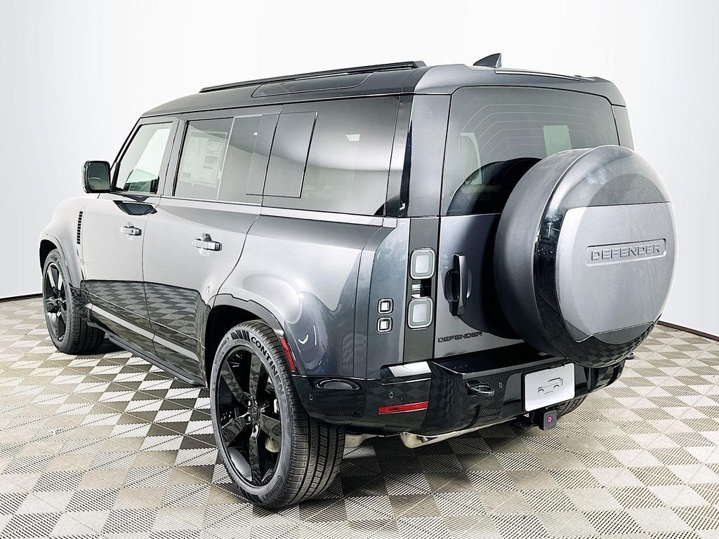 New 2026 Carpathian Grey LAND ROVER X-Dynamic SE image 7