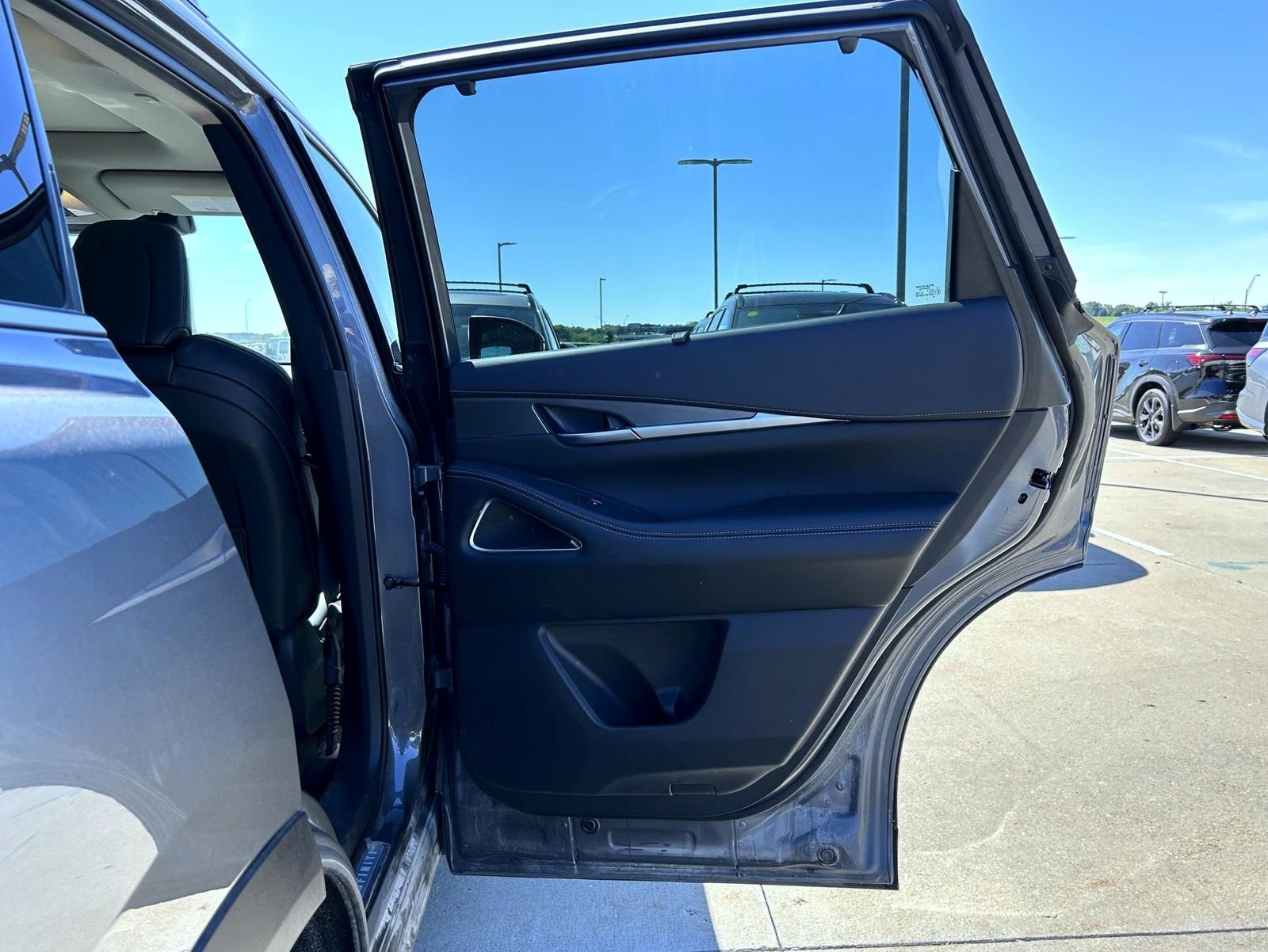 Used 2026 Gray INFINITI LUXE image 17