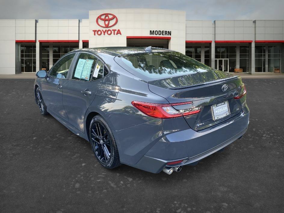 Used 2025 Underground Toyota SE image 7