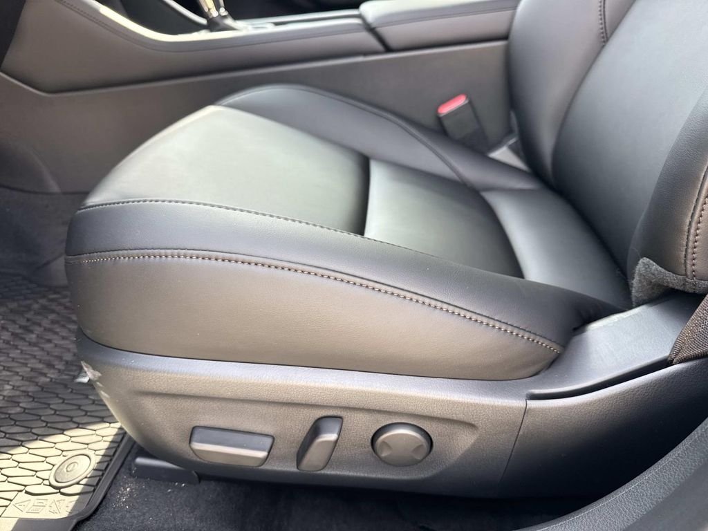 New 2026 Jet Black Mica Mazda 2.5 S Preferred image 10