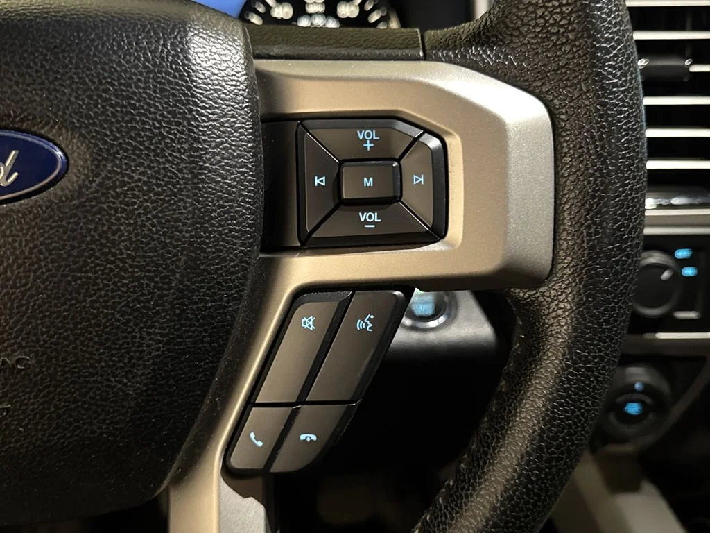 Used 2016 Black Ford Lariat image 22
