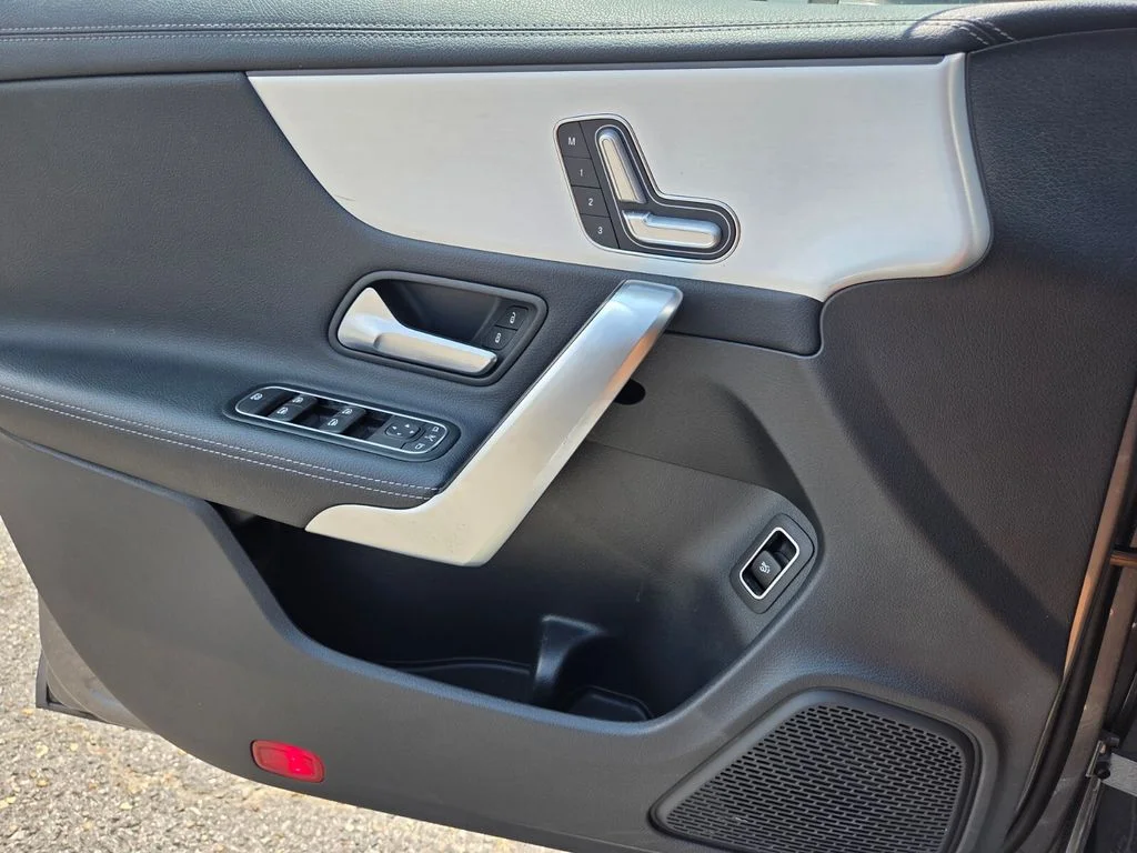 Used 2025 Gray Mercedes-Benz CLA 250 image 20