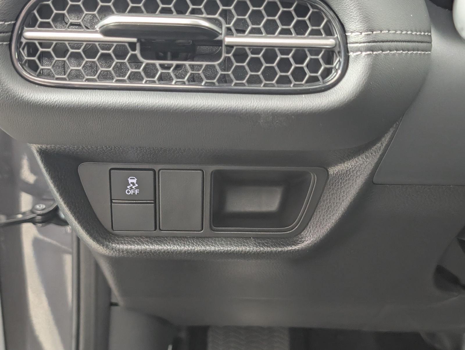 2025 Honda HR-V EX-L - Photo 12