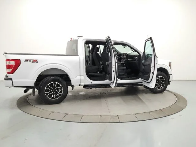 Used 2023 White Ford XLT image 15