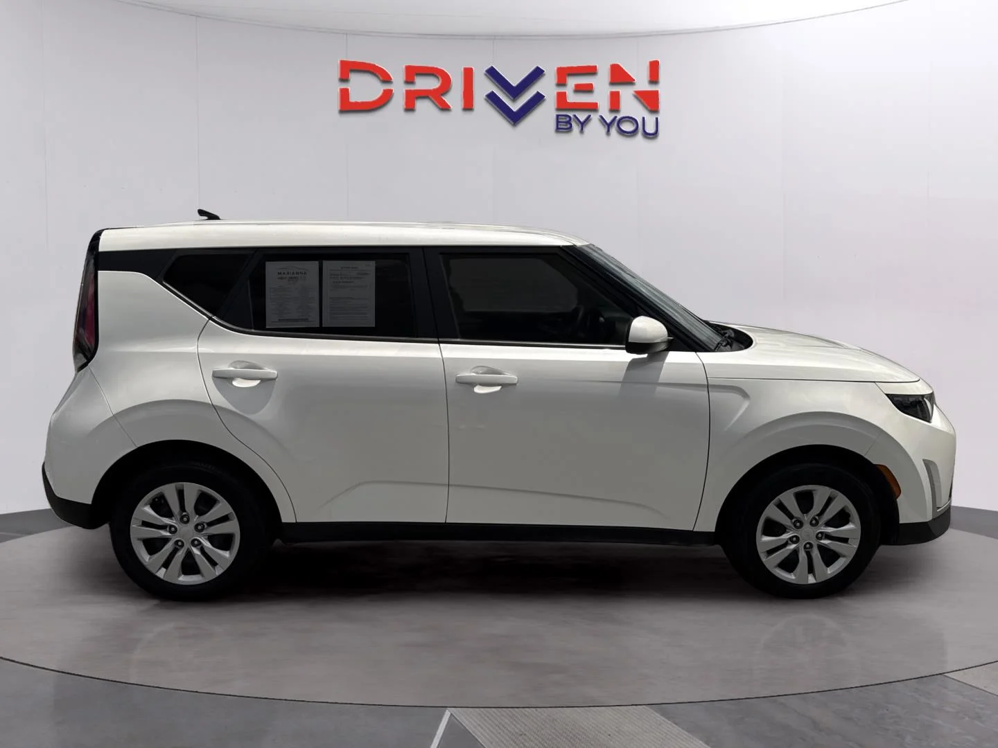 Used 2023 Snow White Pearl Kia LX image 6